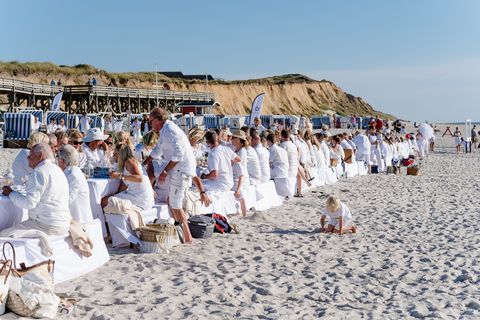 White Dinner in Kampen am Strand